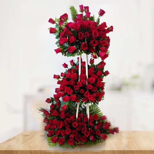 Classy Rose Arrangement-Wedding Rose Arrangement To Send